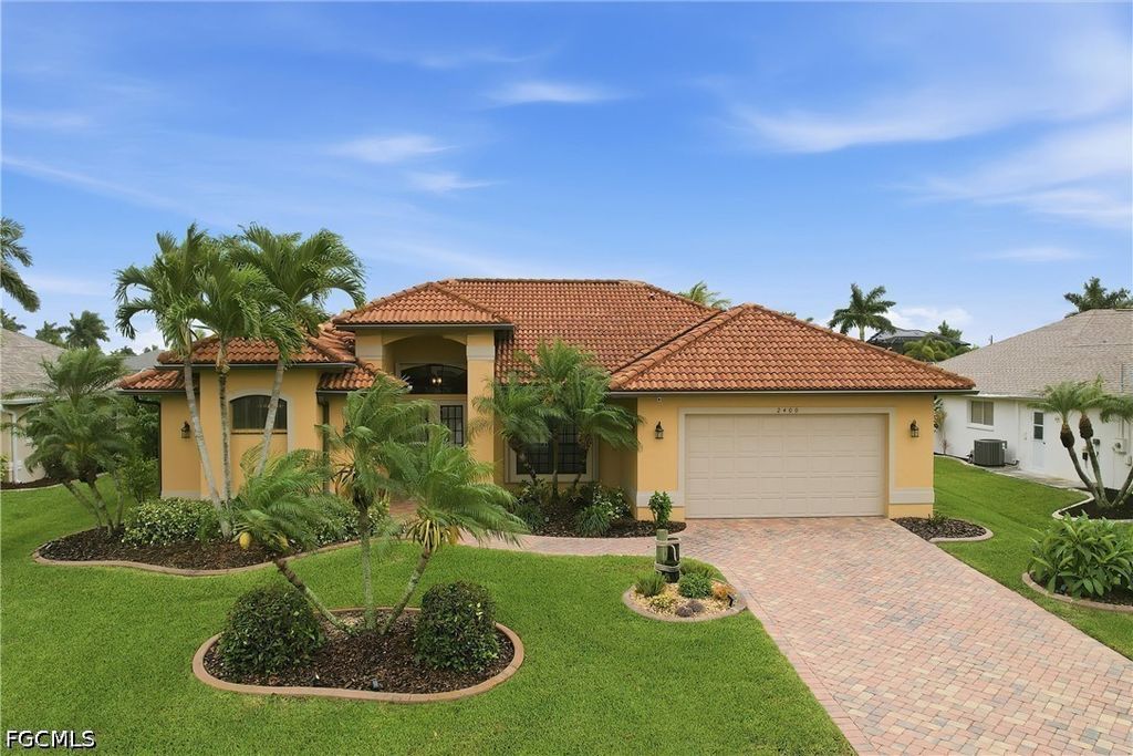 2400 Sw 39th Ter, Cape Coral