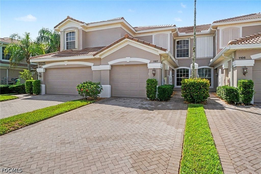 10025 Sky View Way 1107, FORT MYERS