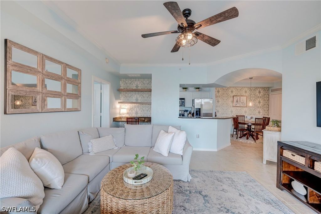 12940 Positano Cir 304, Naples