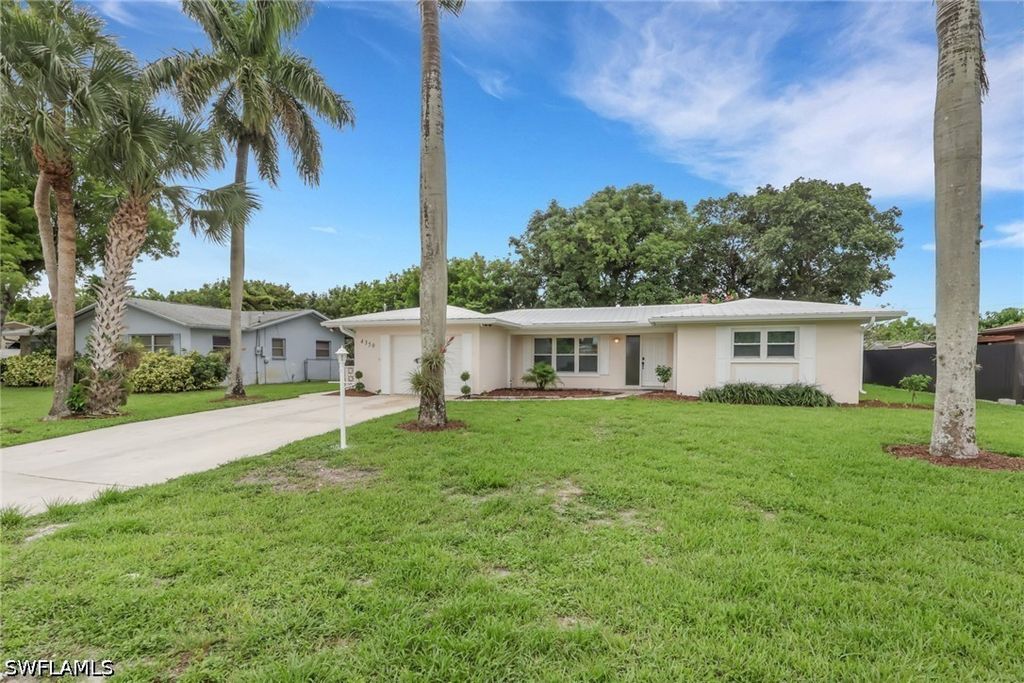 4350 23rd Ave Sw, Naples