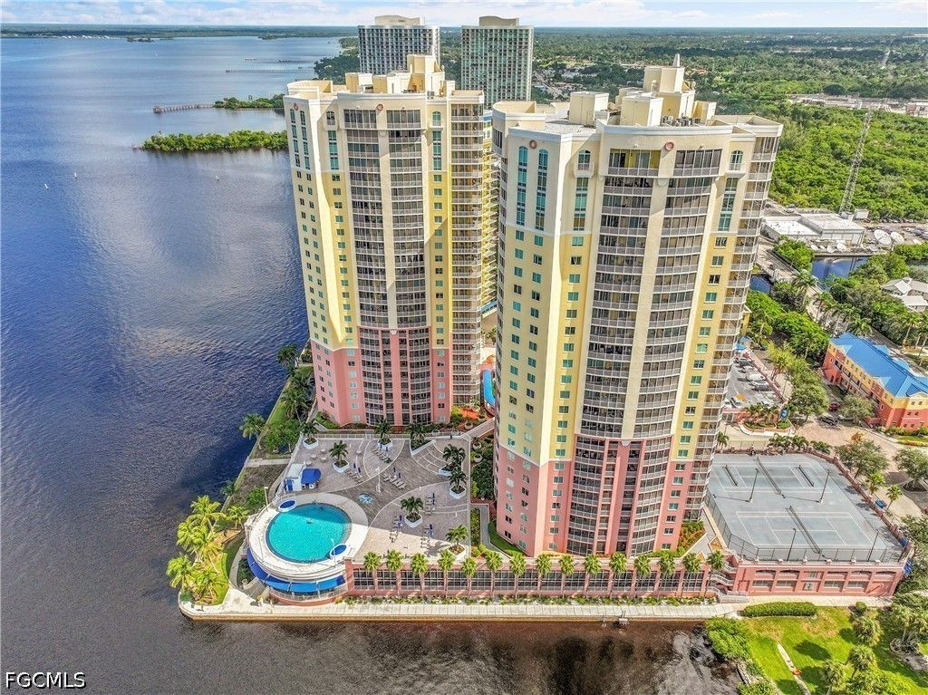 2743 1st St 1006, Fort Myers