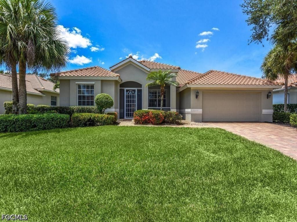 12090 Hidden Links Dr, FORT MYERS