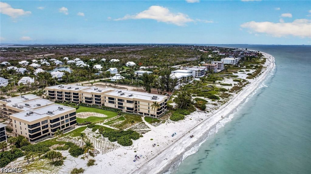2721 W Gulf Dr 108, Sanibel