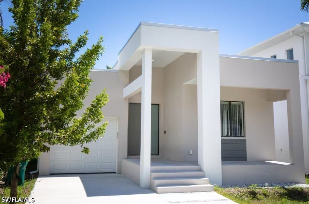 3148 Van Buren Ave, Naples