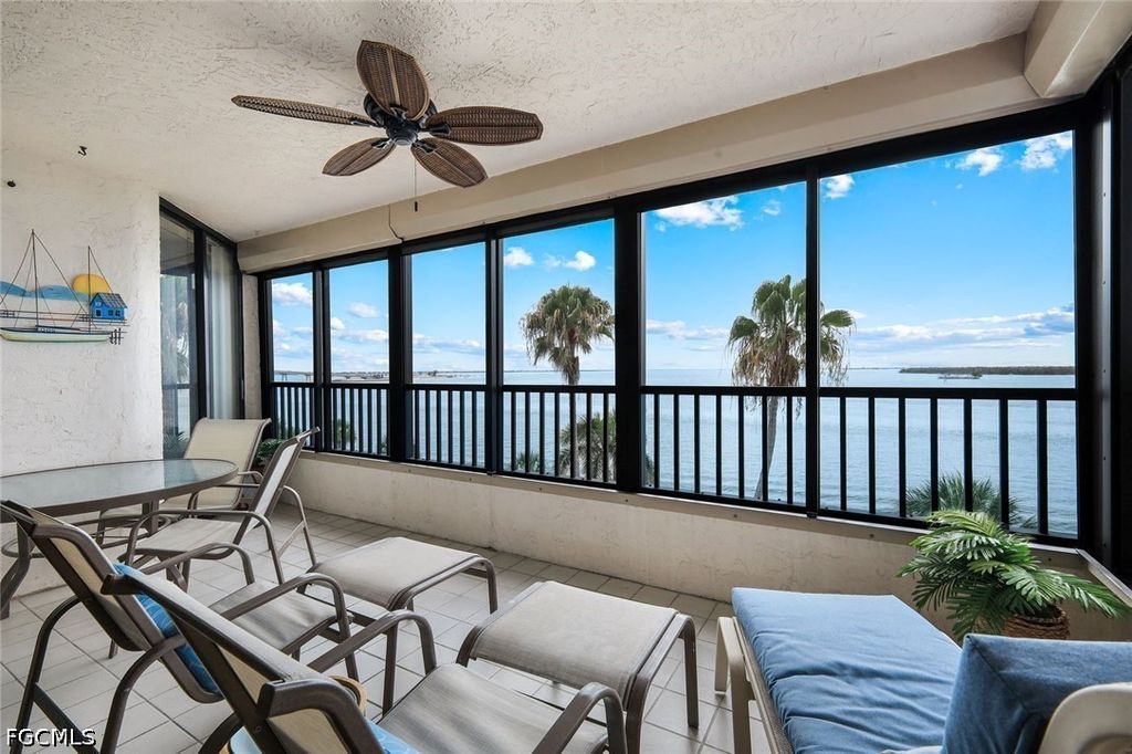 15021 Punta Rassa Rd 402, Fort Myers