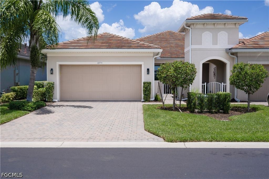 10779 Manatee Key Ln, Estero