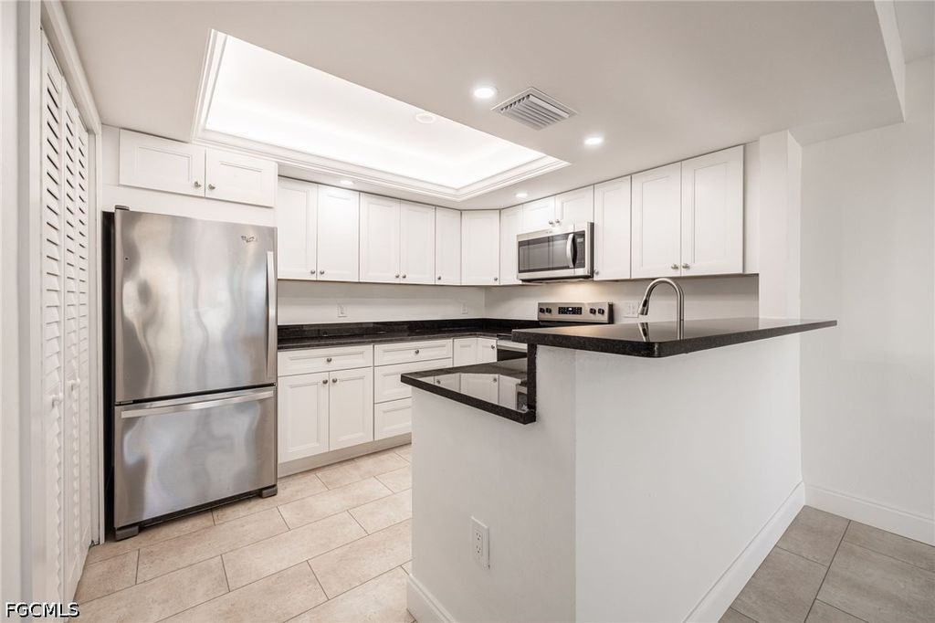 11674 Pointe Circle Dr, FORT MYERS