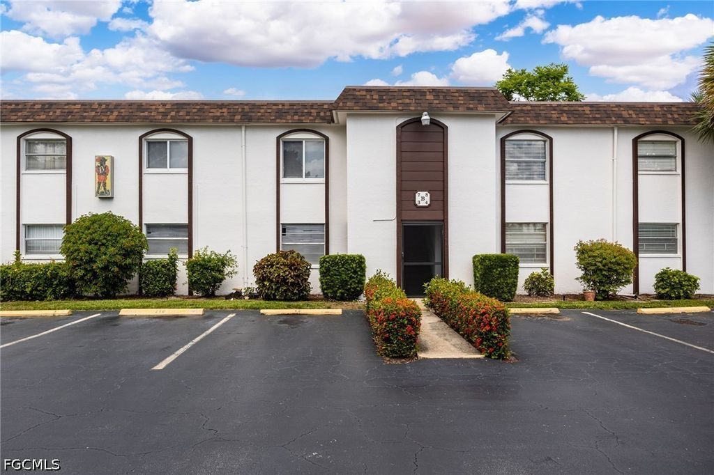 2828 Jackson St B3, FORT MYERS