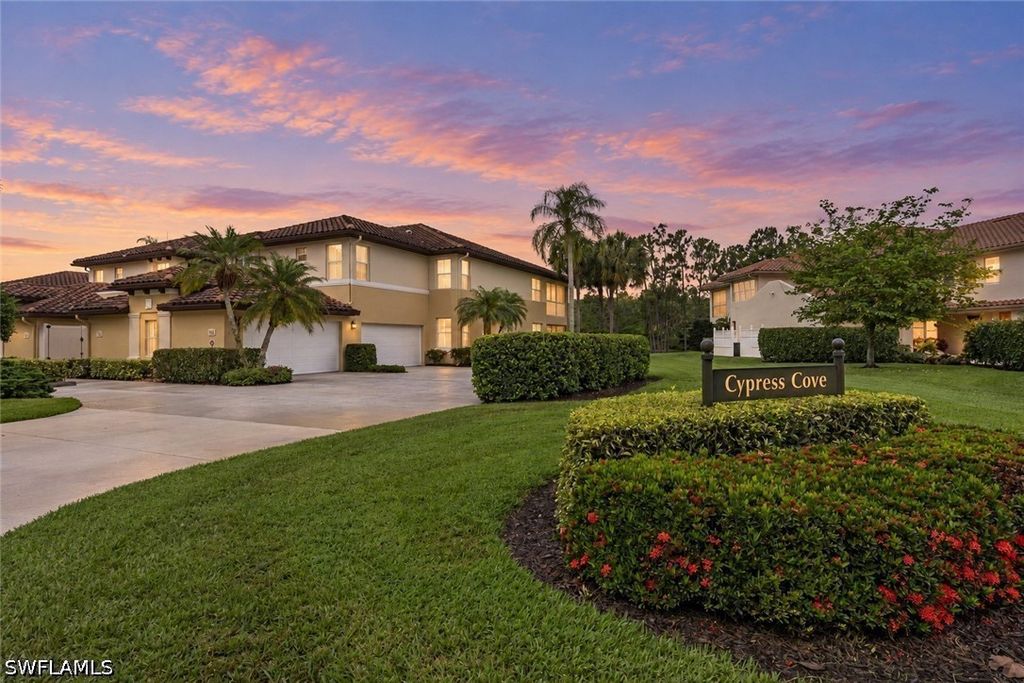 20691 Wildcat Run Dr 102, Estero