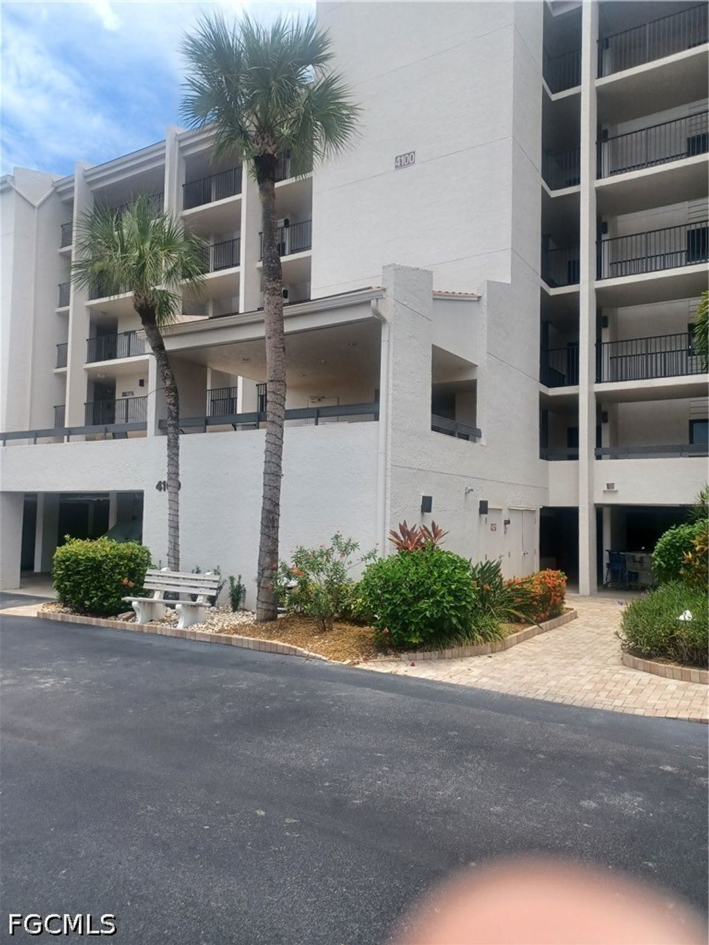 4100 Steamboat Bend E 401, FORT MYERS