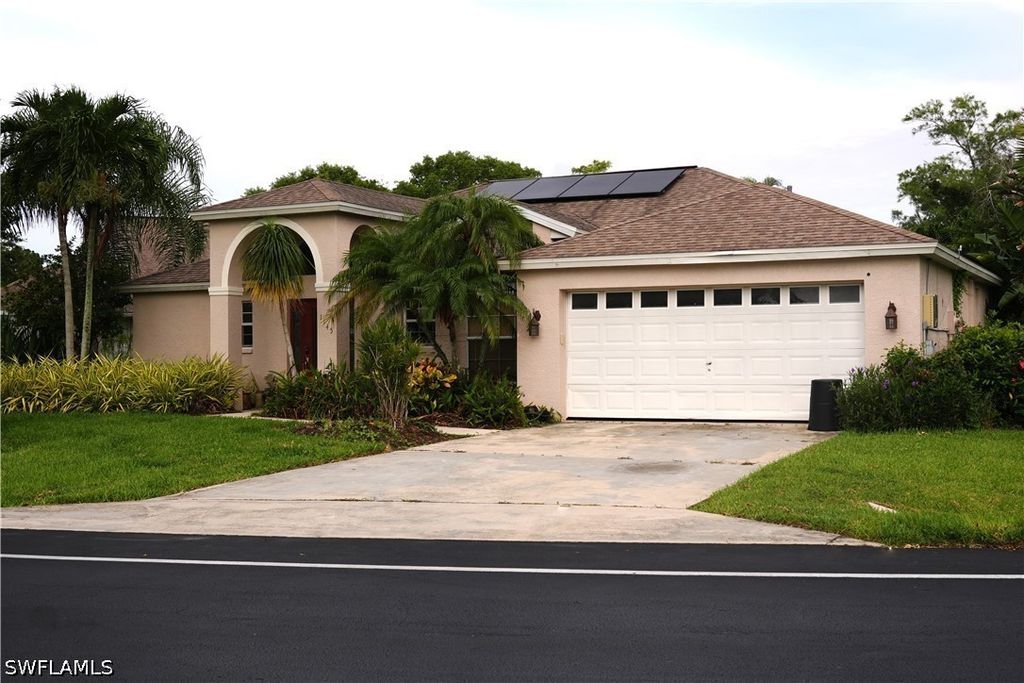 1145 Moon Lake Dr, Naples