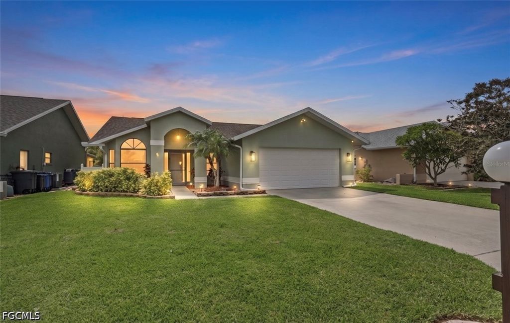 13206 Greywood Cir, Fort Myers