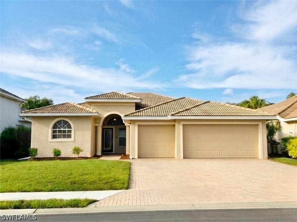 12509 Gemstone Ct, Fort Myers