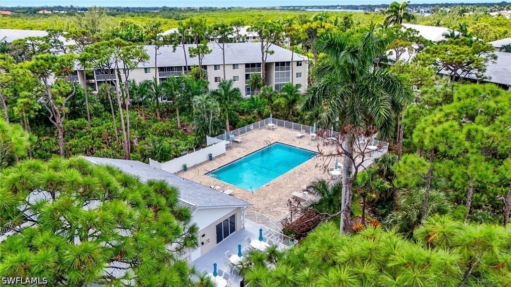 3031 Sandpiper Bay Cir F205, Naples