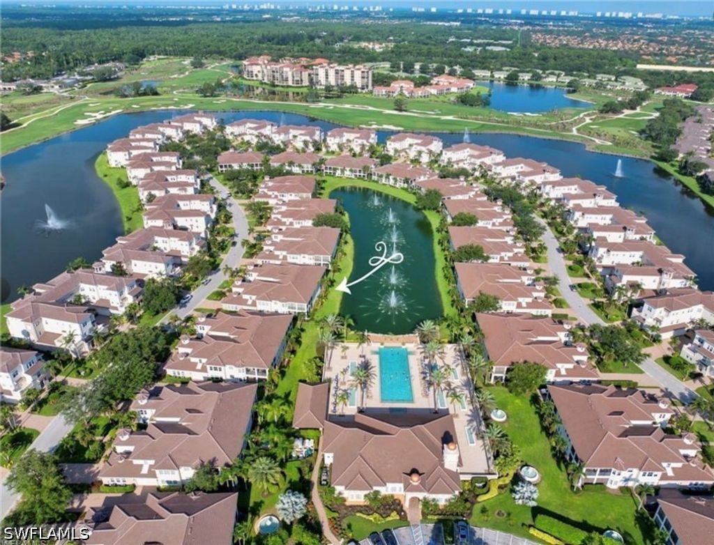 579 Avellino Isles Cir 25202, Naples