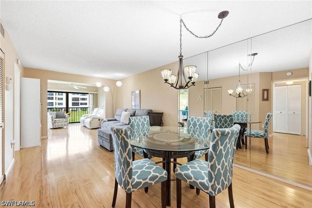 7406 Lake Breeze Dr 218, Fort Myers