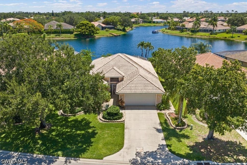 10848 Longshore Way W, Naples