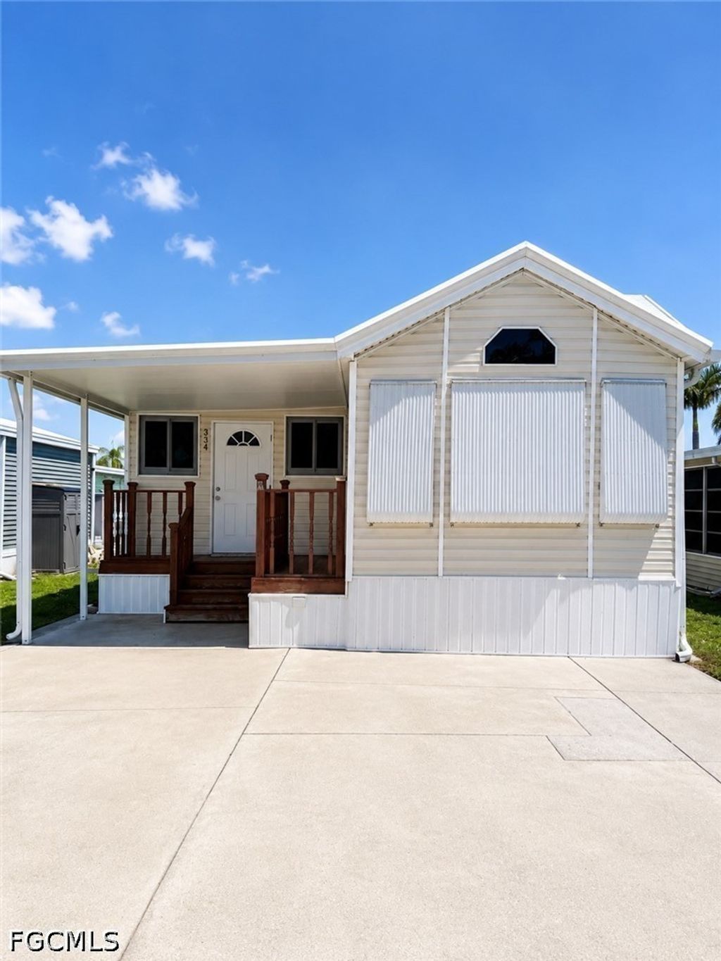 334 Blue Spring Ter, NORTH FORT MYERS
