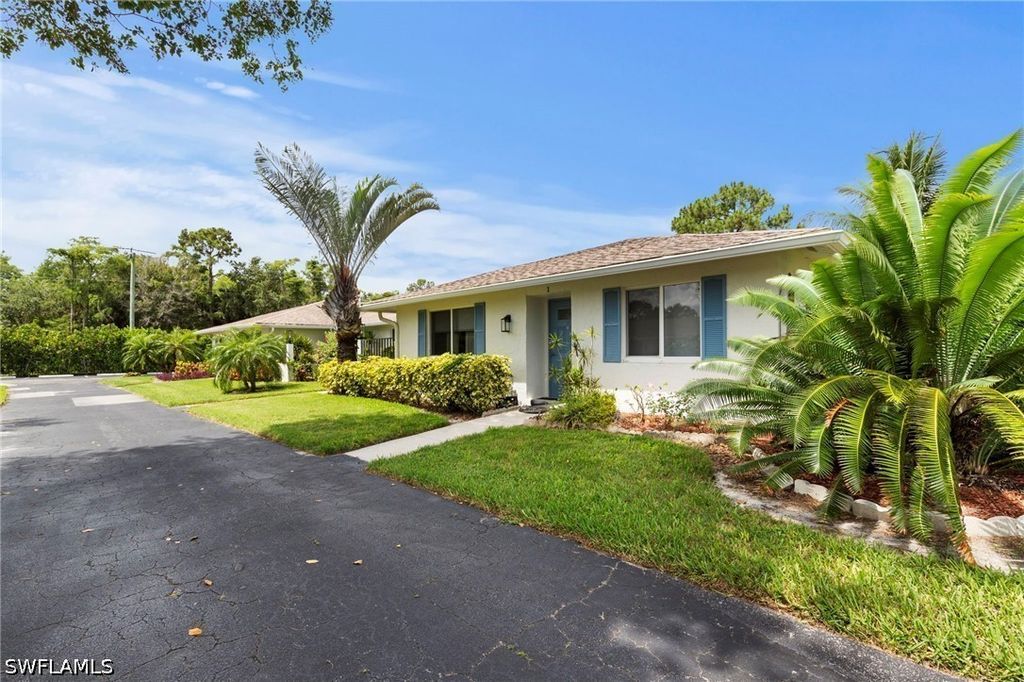 50 Glades Blvd 2, Naples