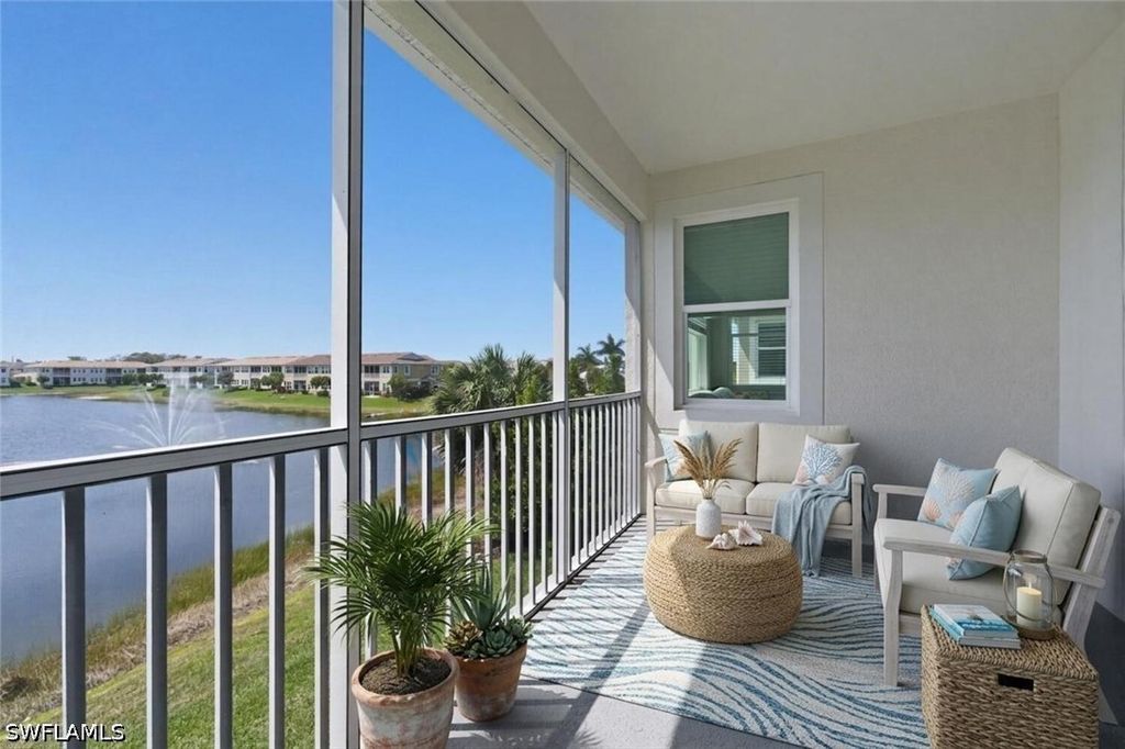 4551 Arboretum Cir 203, Naples