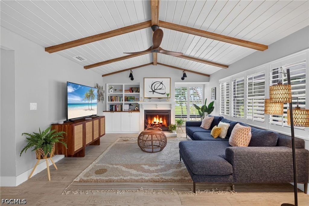 1206 Par View Dr, Sanibel