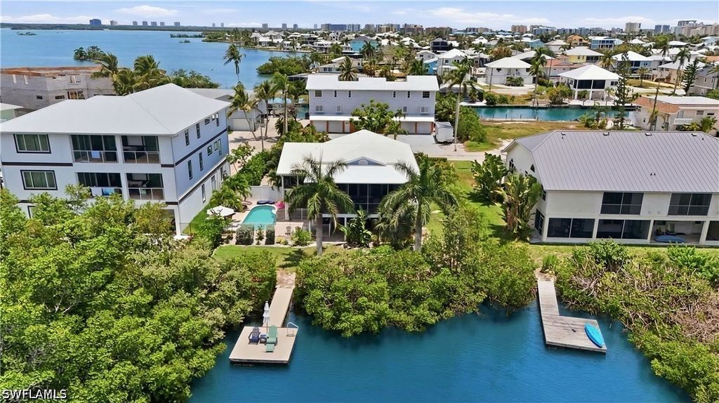 21560 Widgeon Ter, Fort Myers Beach