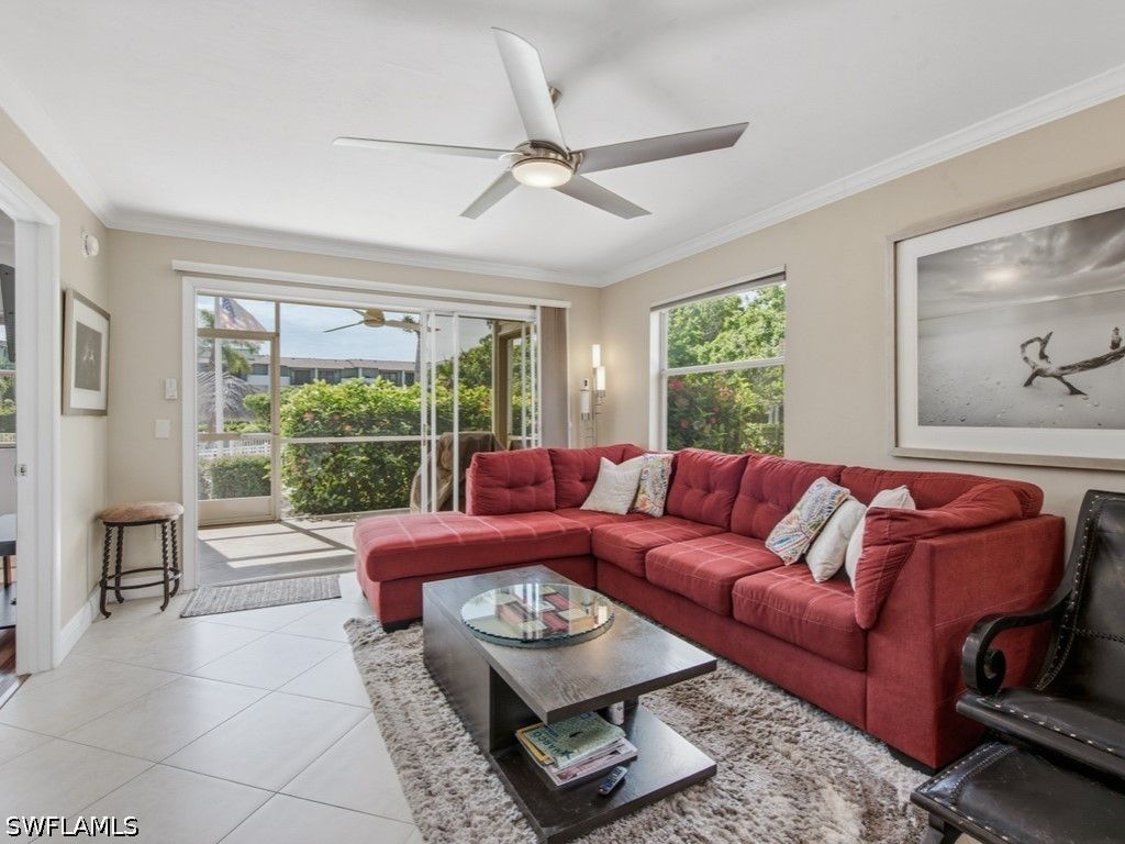 1060 Swallow Ave 107, Marco Island