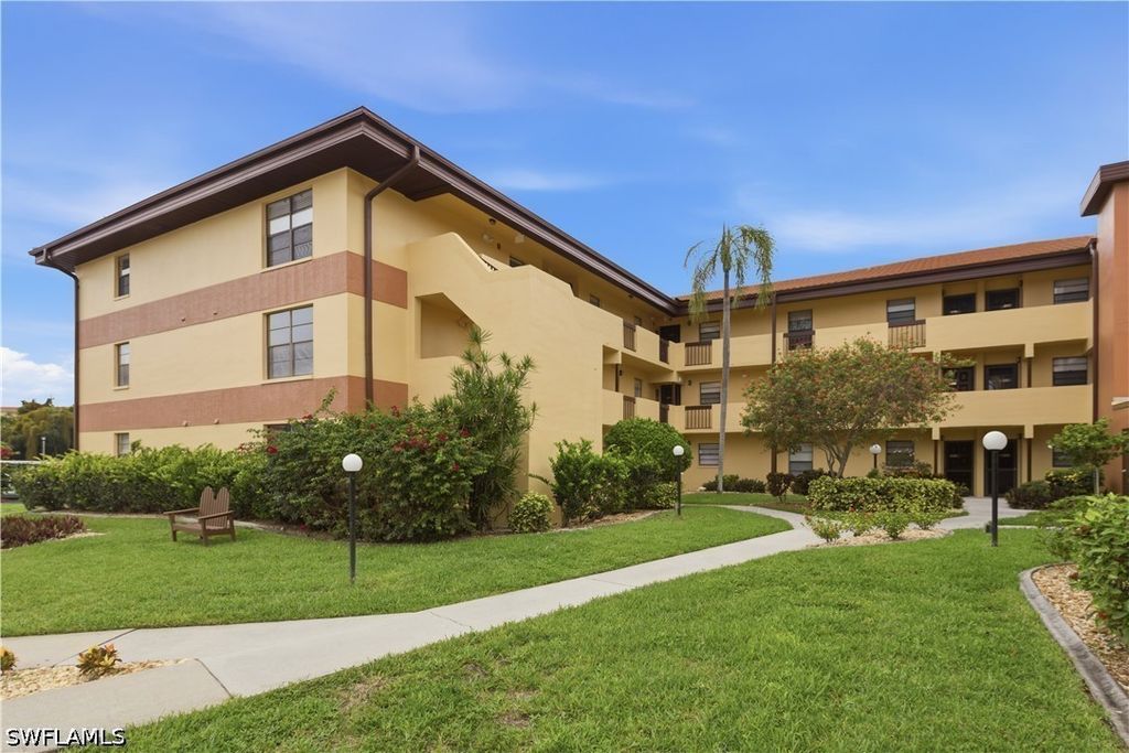 6136 Whiskey Creek Dr 521, Fort Myers