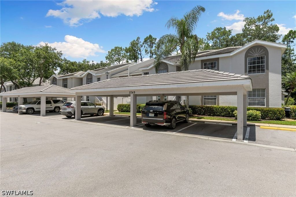 3745 Fieldstone Blvd 1102, Naples