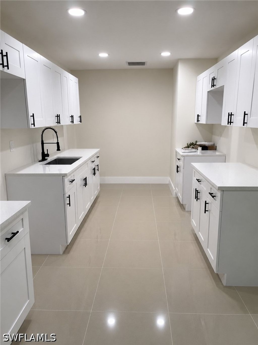 4533 Gulfstream Dr, Naples