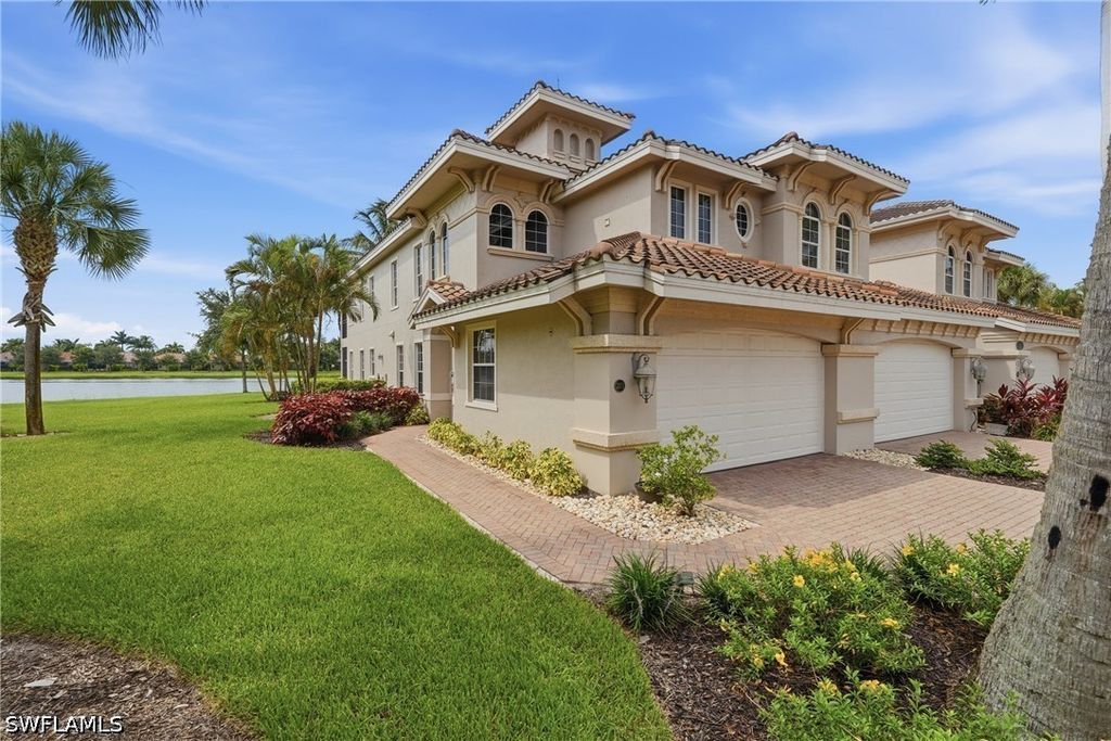 3191 Serenity Ct 201, Naples