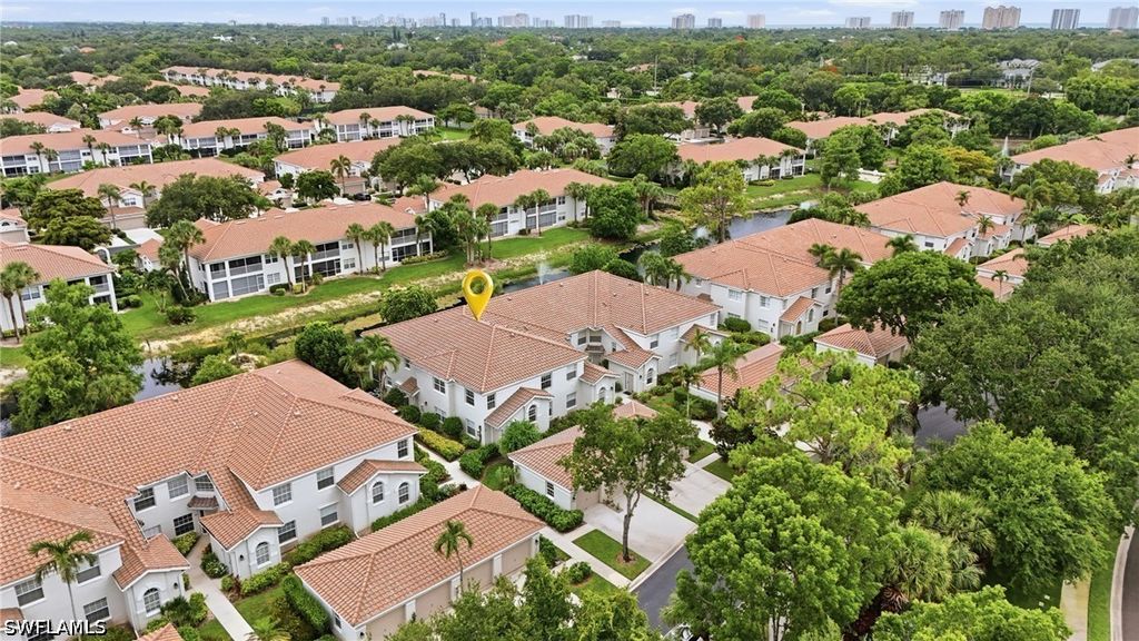 6914 Satinleaf Rd N 201, Naples