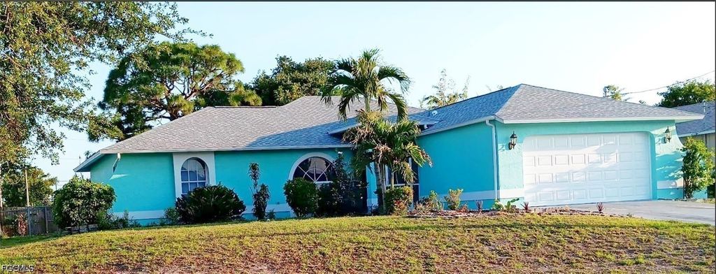 1000 Sw 37th St, CAPE CORAL