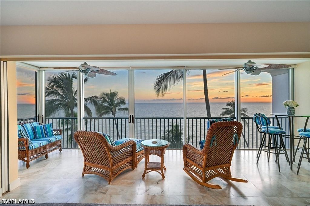1275 Gulf Shore Blvd N 601 & 602, Naples