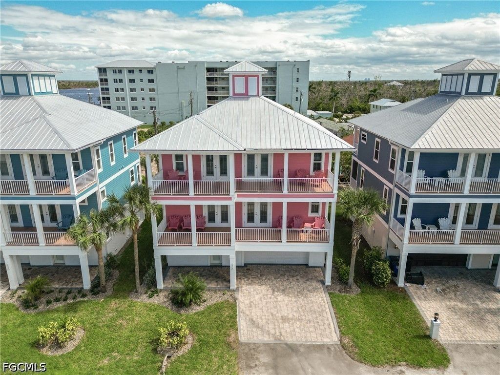 276 Delmar Ave, Fort Myers Beach