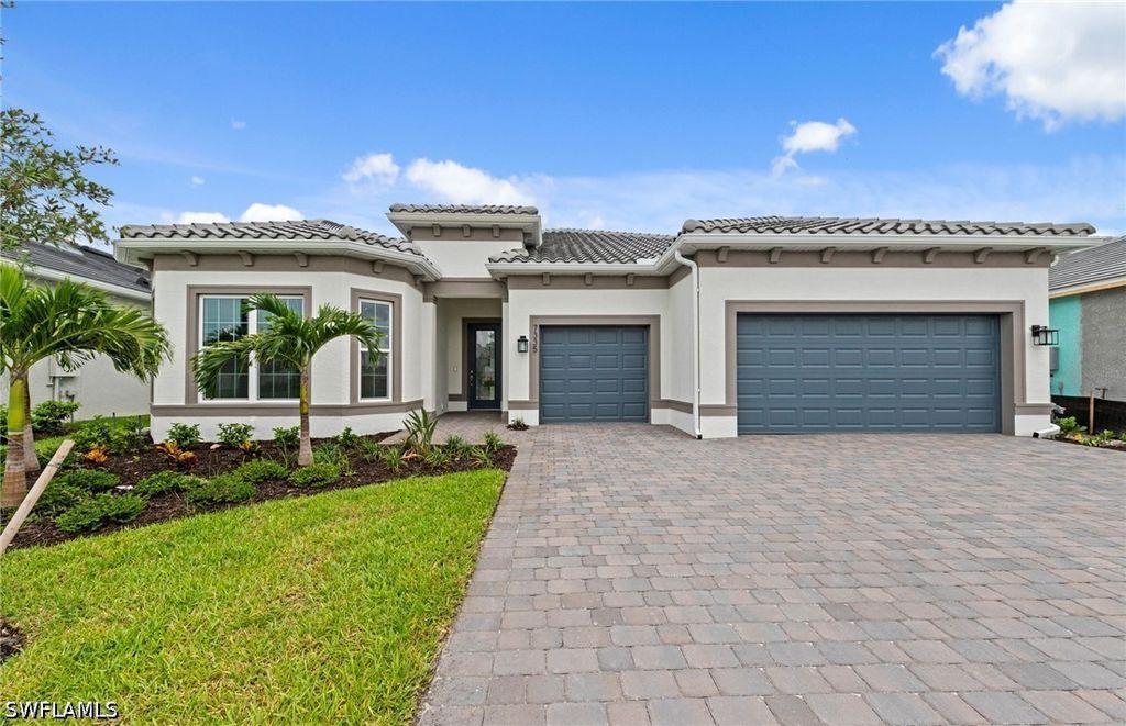 7335 Blue Salvia Dr, North Fort Myers
