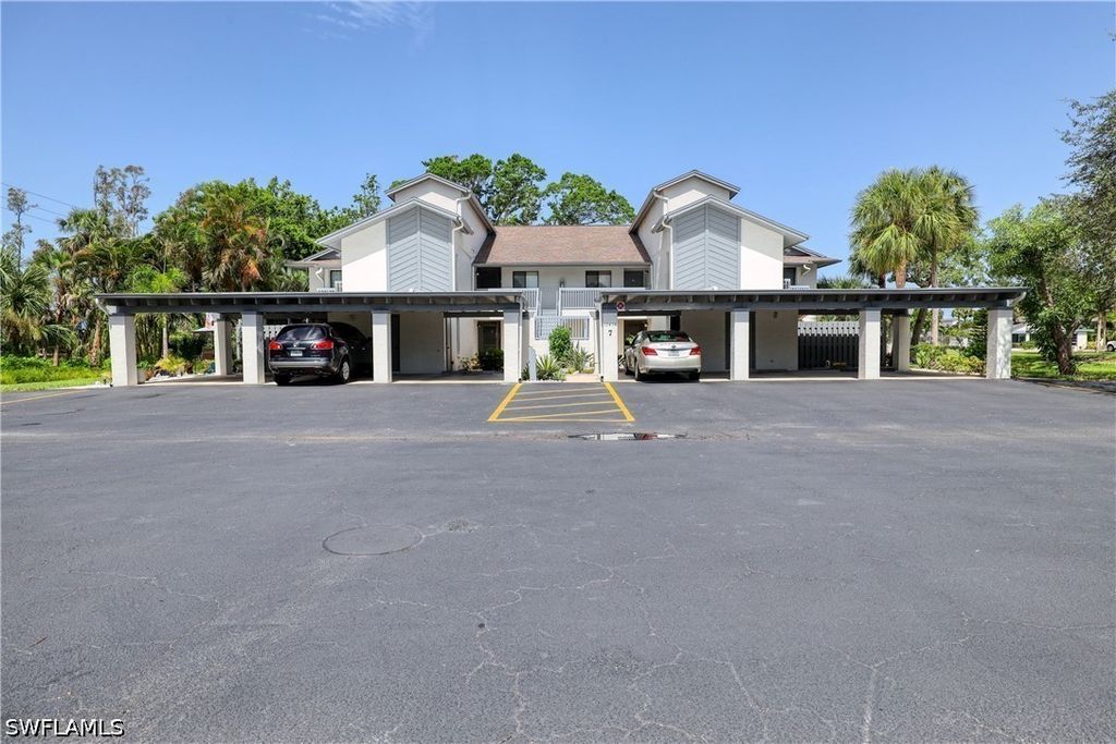 17456 Overhill Dr F, Fort Myers