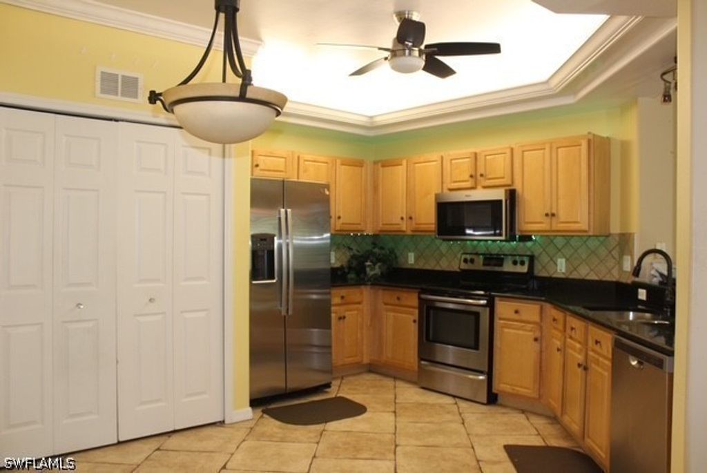 9625 Hemingway Ln 3701, Fort Myers
