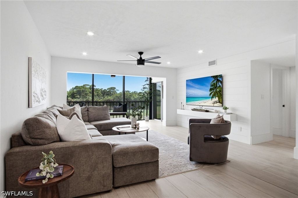1520 Imperial Golf Course Blvd 236, Naples