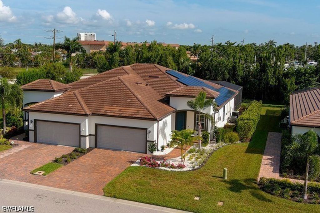 1123 S Town And River Dr, Fort Myers