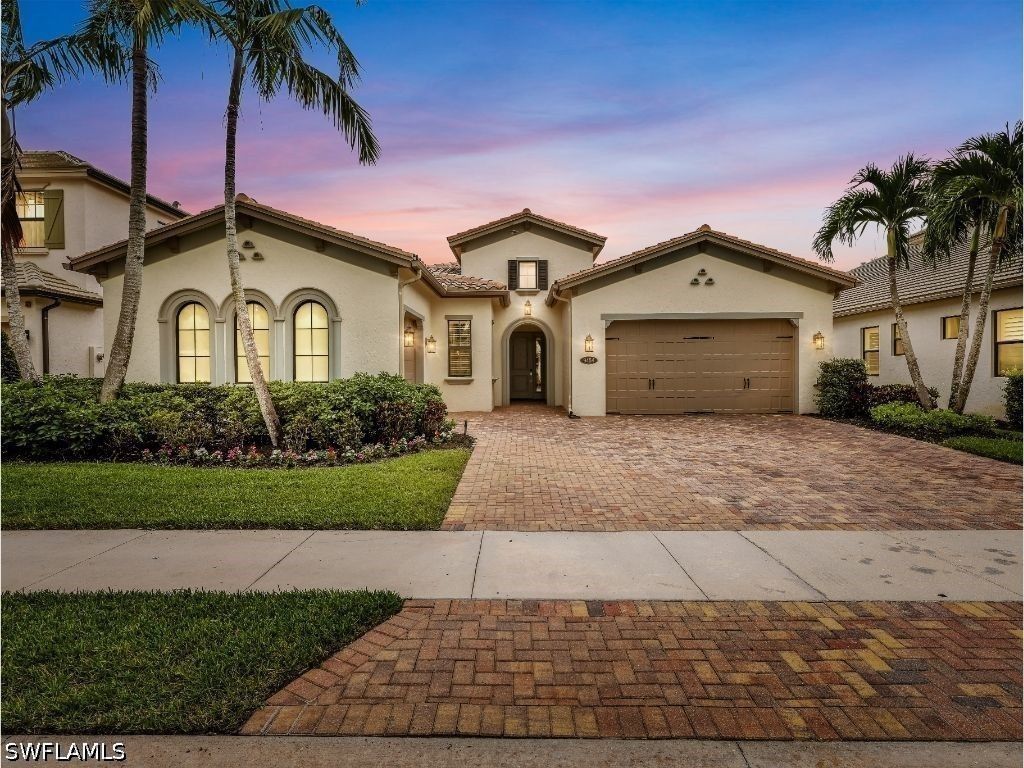 9454 Greenleigh Ct, Naples