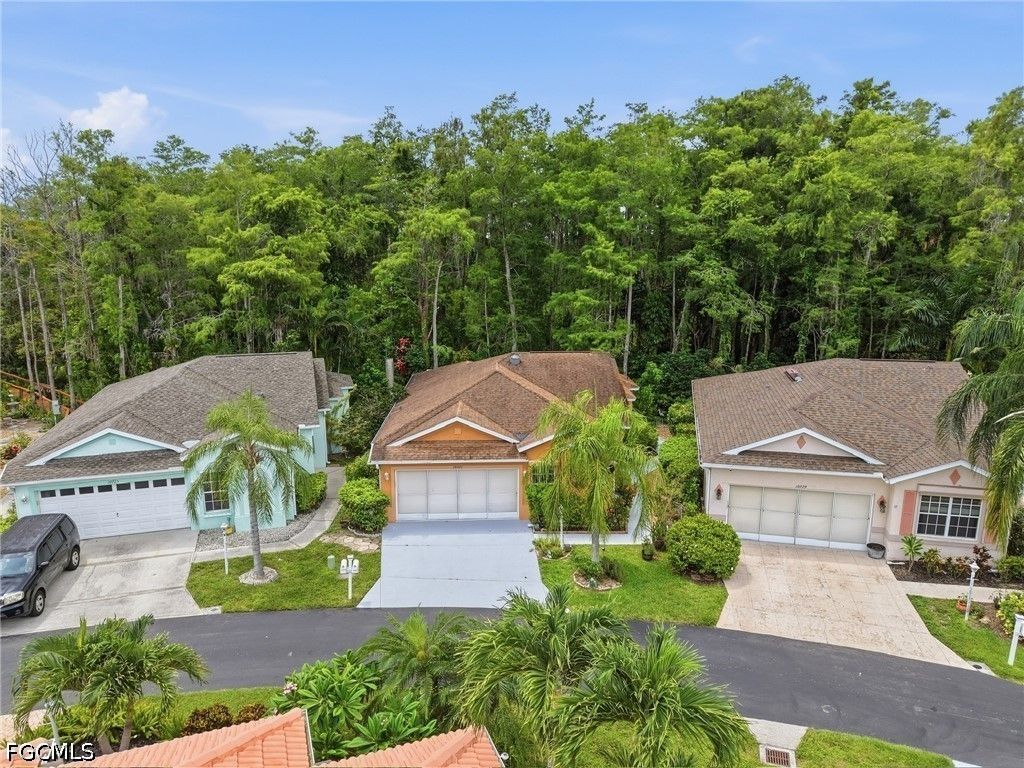 10727 Maui Cir, ESTERO