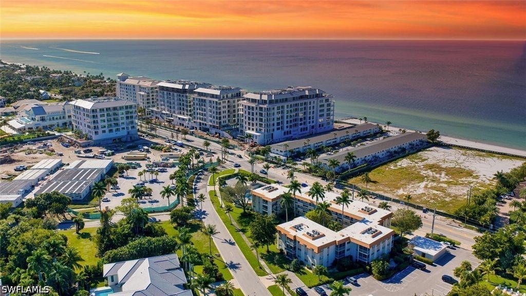 1100 Gulf Shore Blvd N 312, Naples