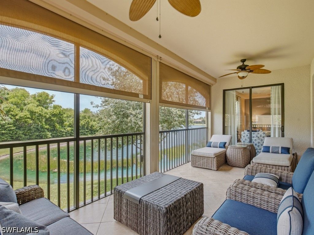 9502 Napoli Ln 26201, Naples
