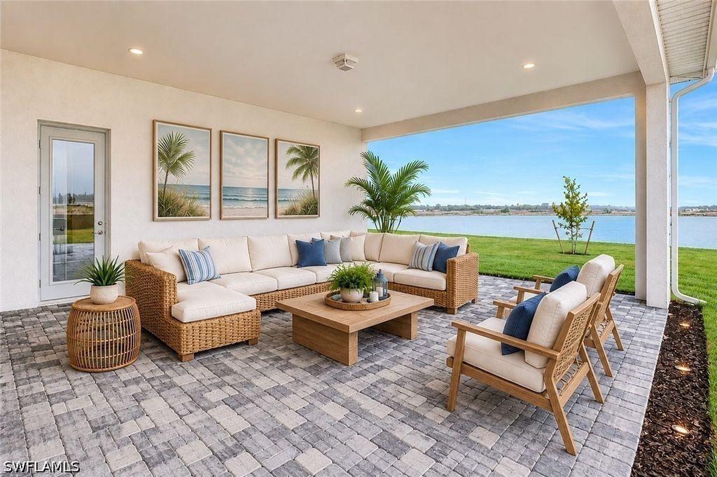 8541 Oceana Way, Naples