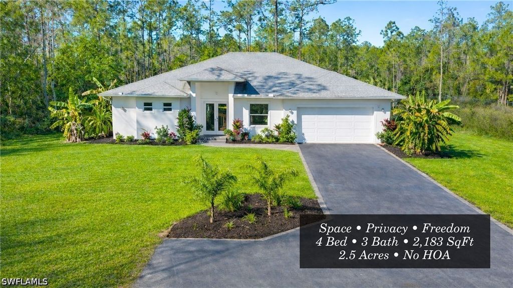 569 Desoto Blvd S, Naples