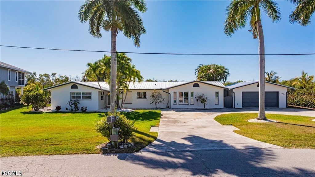 2579 Eighth Ave, ST. JAMES CITY