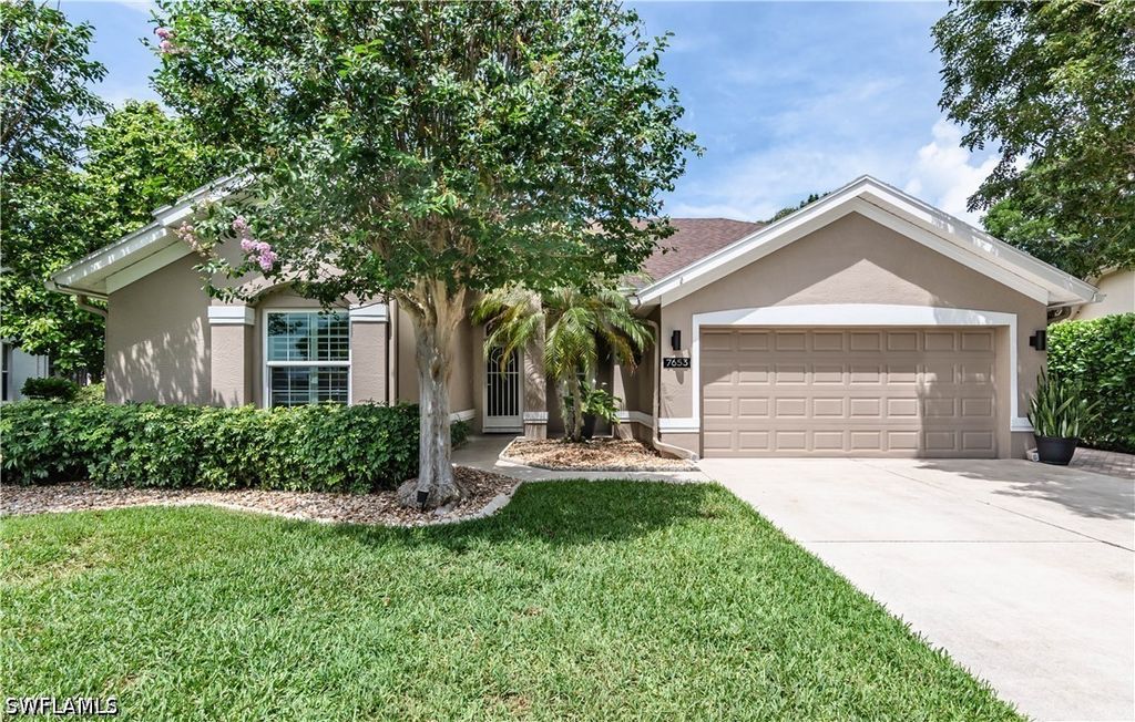 7653 Citrus Hill Ln, Naples