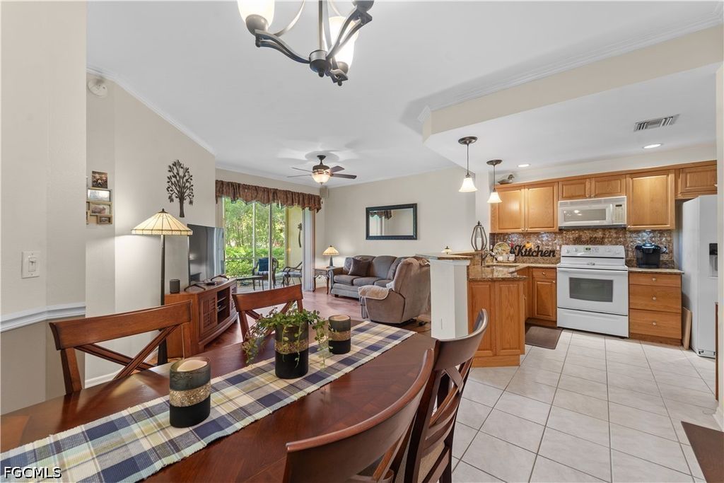 4263 Liron Ave 101, FORT MYERS