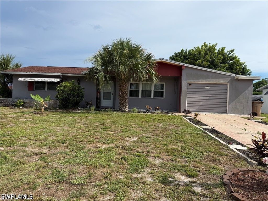 1506 Grandale St, Lehigh Acres